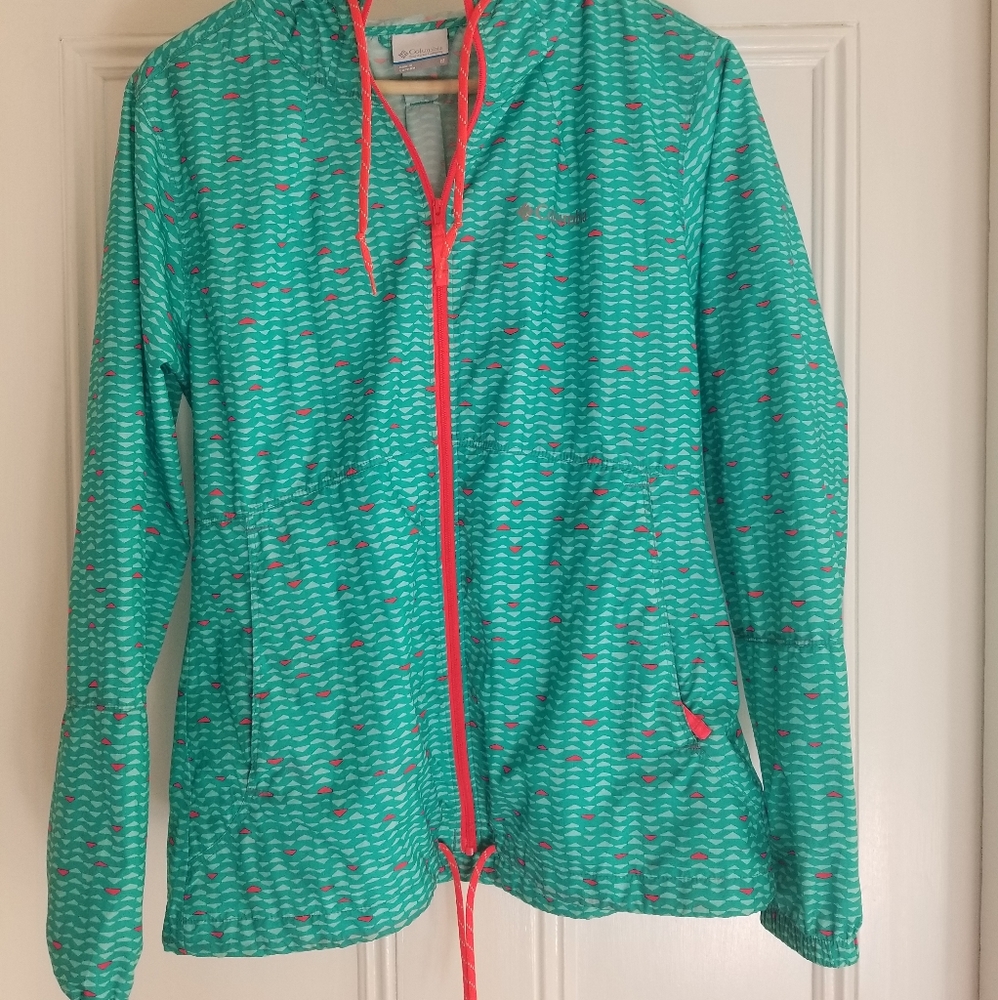 Columbia Windbreaker. Size Medium. Excellent Condition